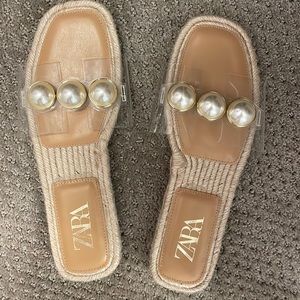Zara slides